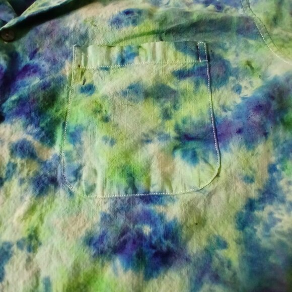 Tie Dyed Blue & Green cotton & linen blend camp shirt - Picture 3 of 5